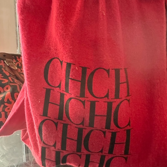 Authentic Carolina Herrera quilted crossbody bag - Picture 10 of 10